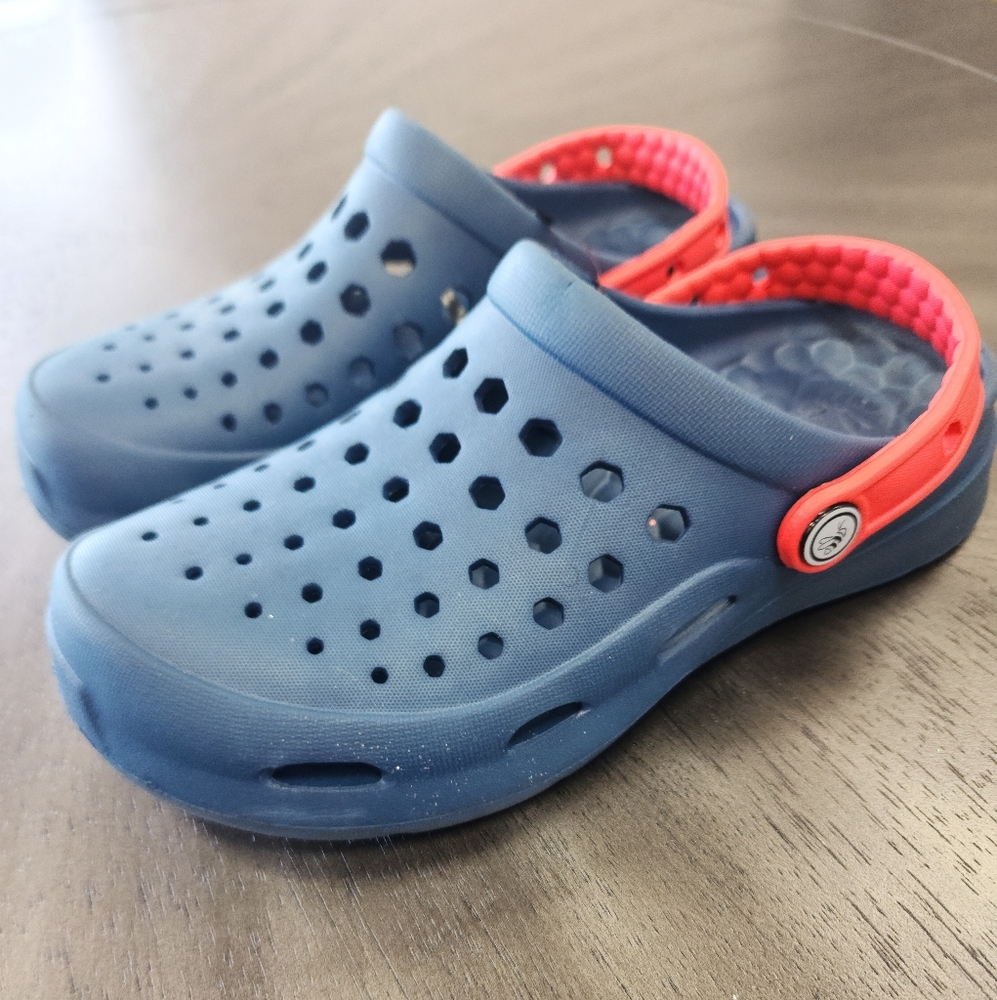 Joybees slide sandals